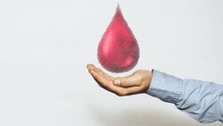  In Deutschland werden täglich etwa 15.000 Blutspenden benötigt