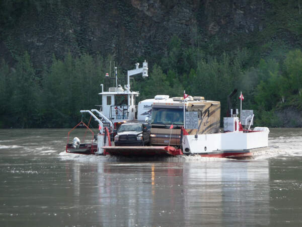 Abenteuer auf dem Yukon – mit dem Kanu durch Kanada