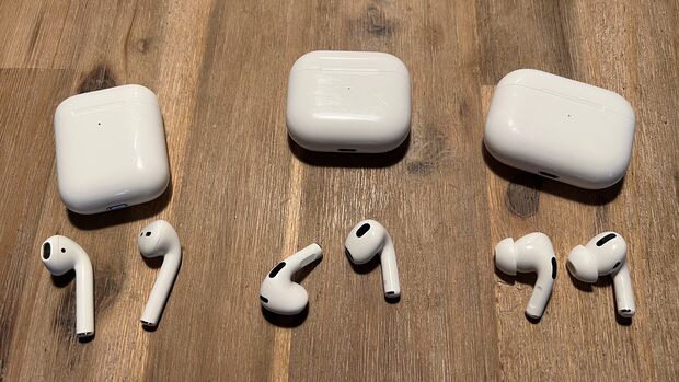 Apples Airpod-Modelle im Vergleich: Airpods 2 (links), Airpods 3 (Mitte), Airpods Pro (rechts)