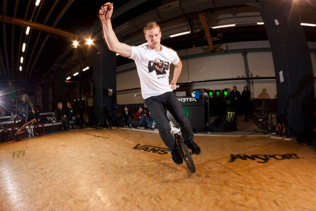 BMX Flatland: Die besten Tipps & Tricks von Profifahrer Rayk Hahne