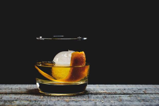Der Old Fashioned ist der Urtyp der Cocktails