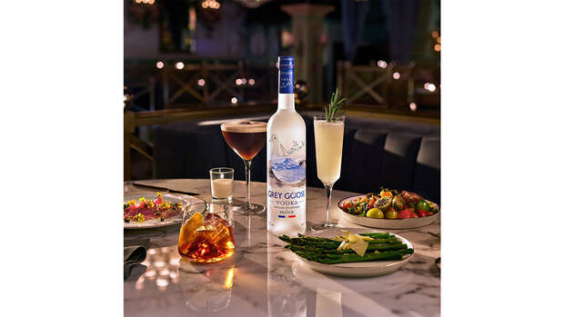 Feuchtfröhliche Weihnachten gibt es mit dem Vodka von Grey Goose
