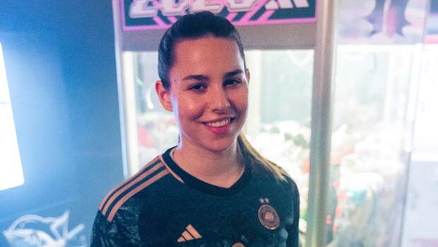 Fußballerin Lena Oberdorf im Portrait