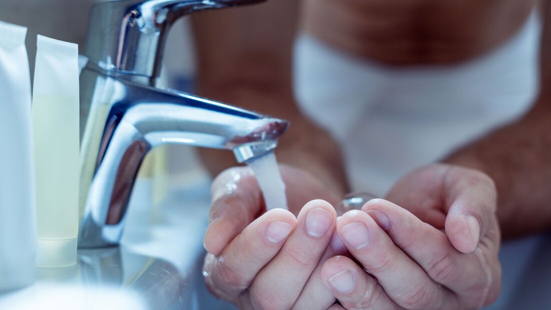 Händewaschen schützt vor Ansteckung mit Viren und Bakterien.