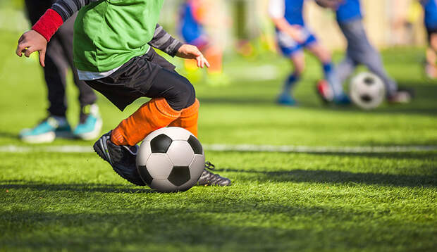 Immer nur die Fußballturniere besuchen: missverständliche Botschaft