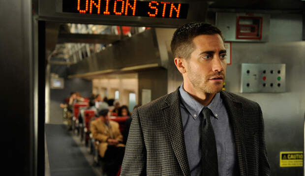In „Source Code“ soll Jake Gyllenhall ein Attentat vereiteln, das bereits geschehen ist
