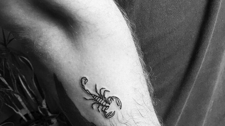 Tattoos männer handgelenk kleine 