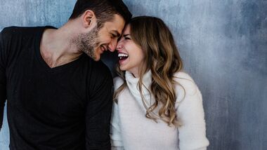 Micro-Dating sorgt dafür, dass die große Liebe auch nach Jahren noch ordentlich kribbelt 