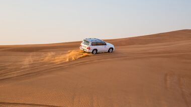 Mit dem Geländewagen durch die Sahara