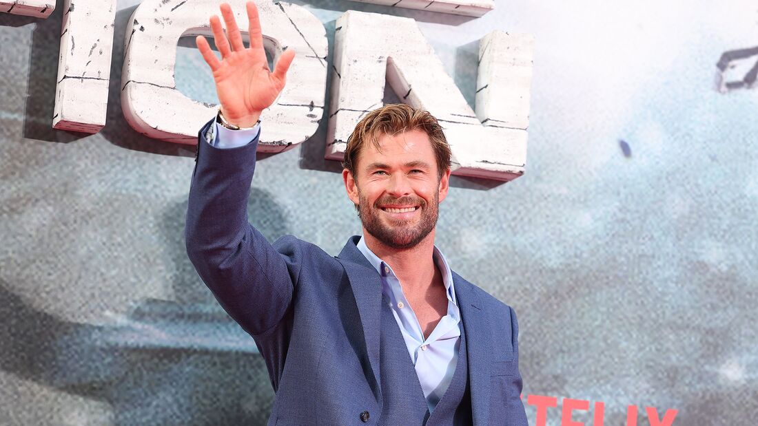Schauspieler Chris Hemsworth zeigt auf Instagram regelmäßig, wie er trainiert. Besonders eine Übung hat es den Fans angetan