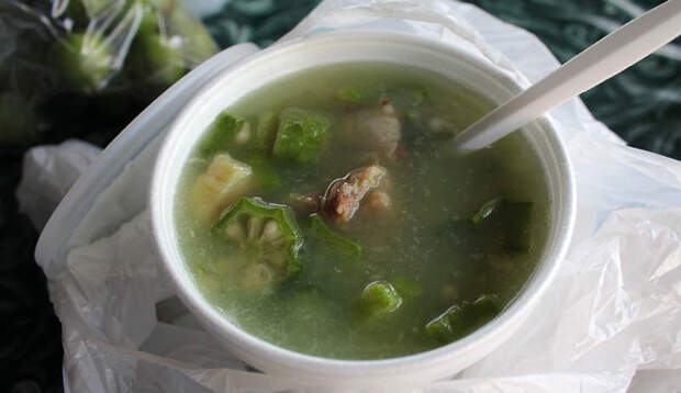 Schleimige Angelegenheit: Suppe aus Okraschoten