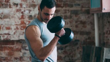 Trainingsplan für muskulöse Arme in 2 Wochen