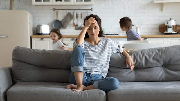 Unendliche To-do-Listen rattern durchs weibliche Gehirn und sorgen so für Druck, Stress und schlechte Stimmung