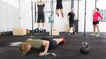 Zirkeltraining macht Sie schneller, kurbelt die Fettverbrennung an und formt Ihre Muskeln