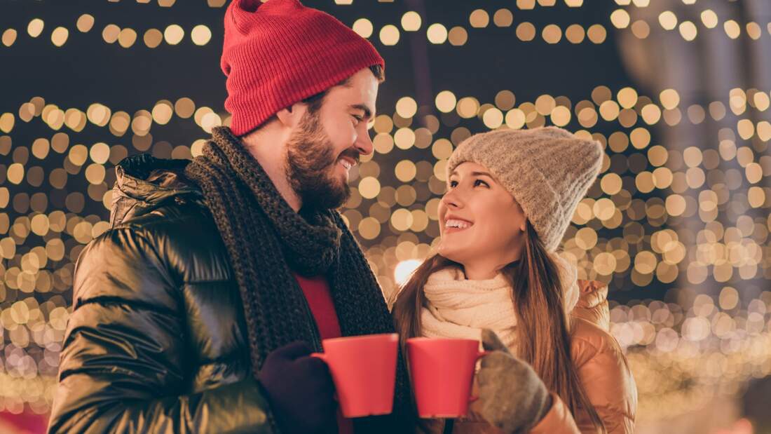 Kalorien-sparen-an-Weihnachten-Die-4-ultimativen-Tipps-wie-dein-Sixpack-die-Adventszeit-berlebt