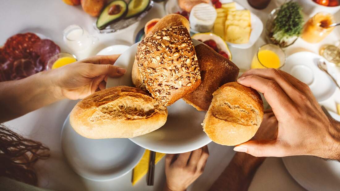 Brot oder Brötchen: Was ist gesünder? | MEN&amp;#39;S HEALTH