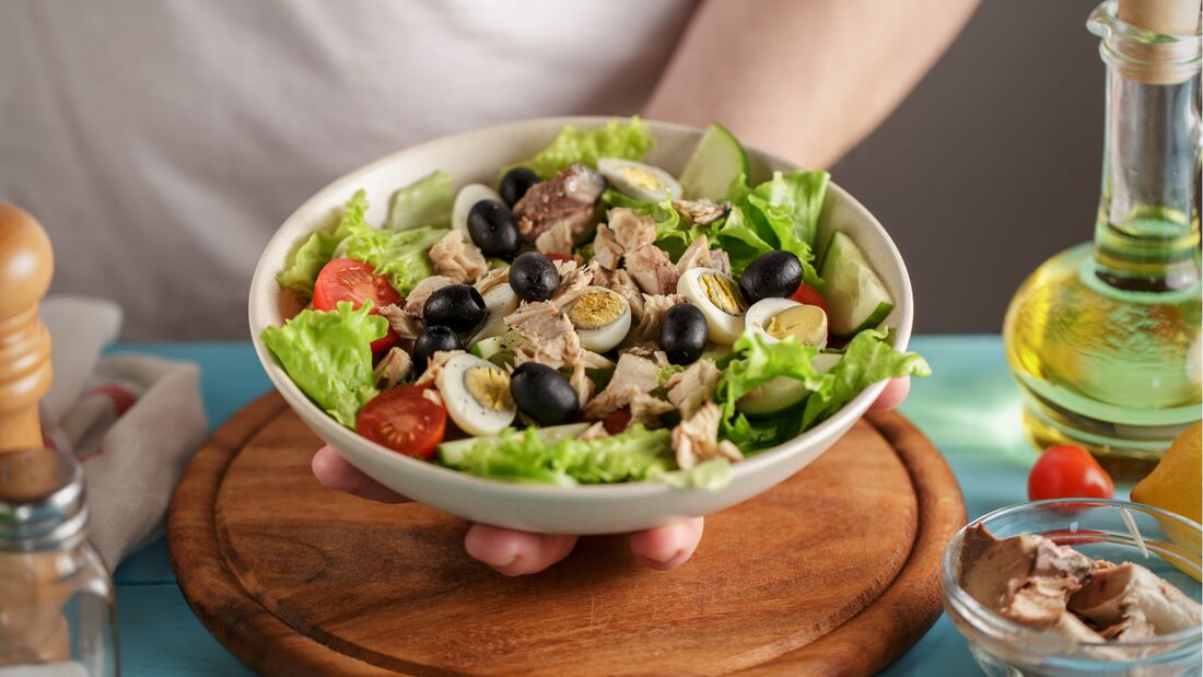 Protein-Salat: 5 eiweißreiche Rezepte | MEN&rsquo;S HEALTH